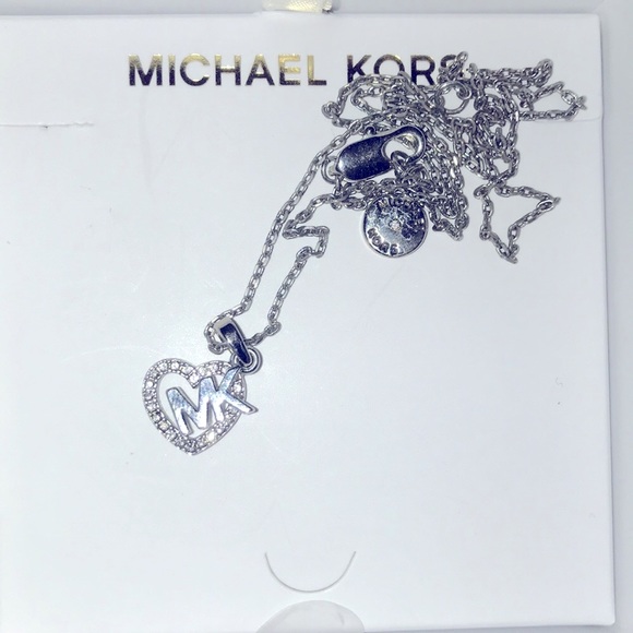 Authentic Michael kors necklace - Picture 3 of 11